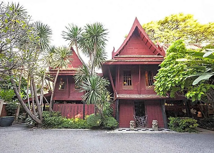 Victory Park - Maya Hostel