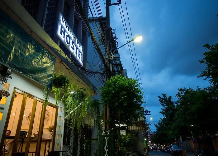 Victory Park - Maya Hostel